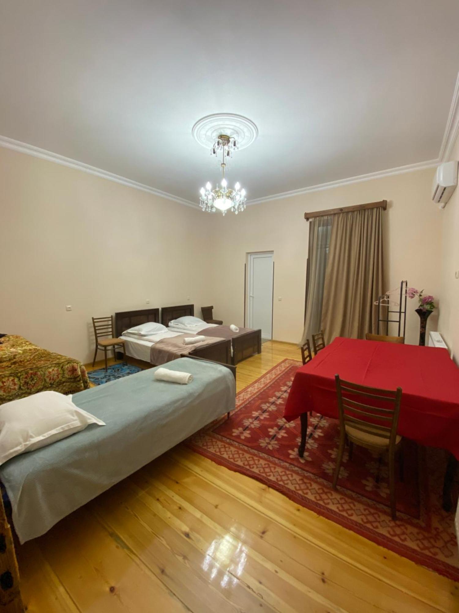 Season Hotel Koetaisi Buitenkant foto